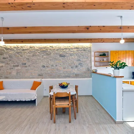 House Tudari 2176 Tatil Evi Žminj