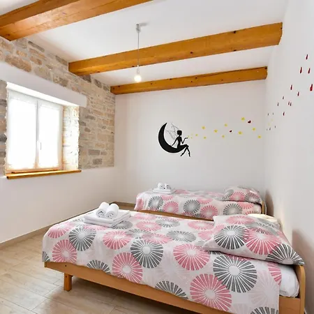 House Tudari 2176 펜션 Žminj